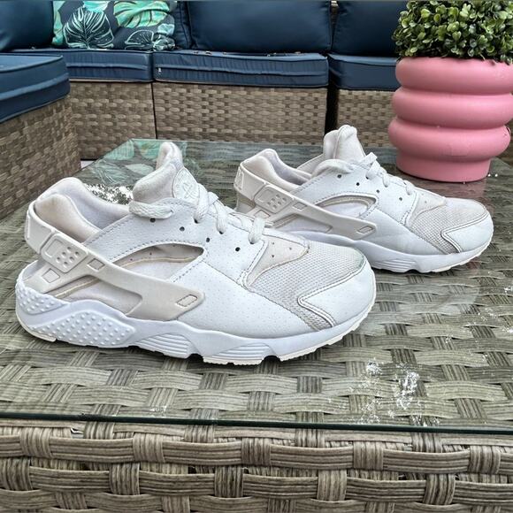 Nike Huarache Run “Triple White” - Youth Size 3Y - Picture 6 of 6